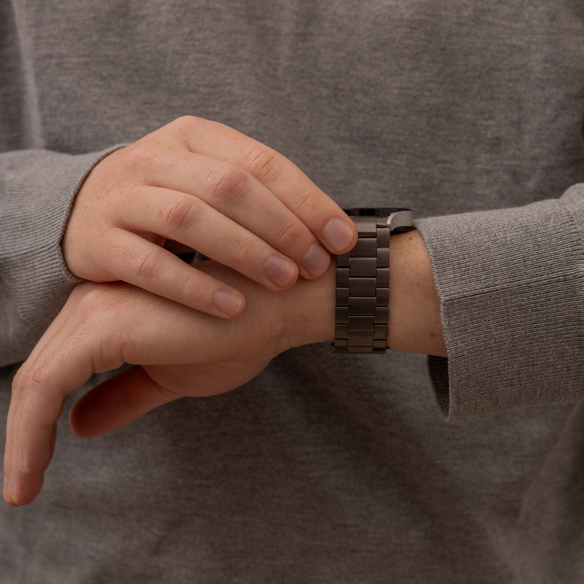 Huawei Watch GT 3 42mm titanium bandje (grafiet)