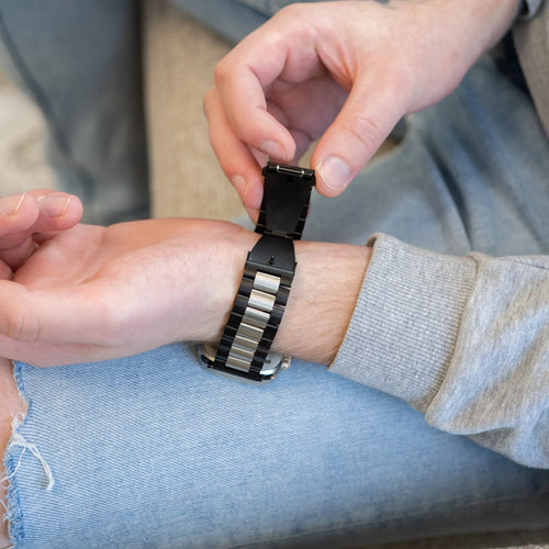 Steel Strap, black/silver, lifestyle photo