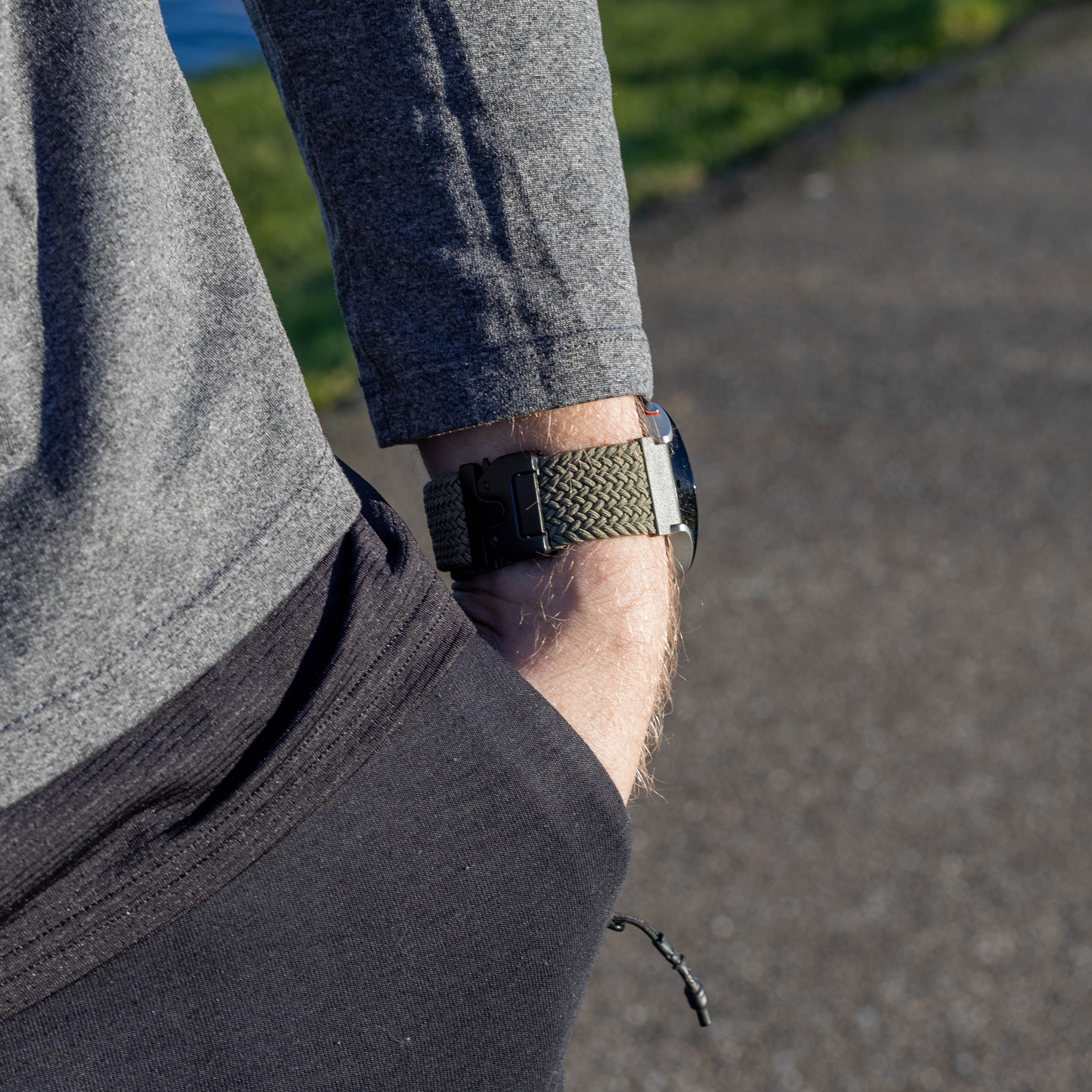 Garmin Vivoactive 6 gevlochten band met P-buckle (groen)