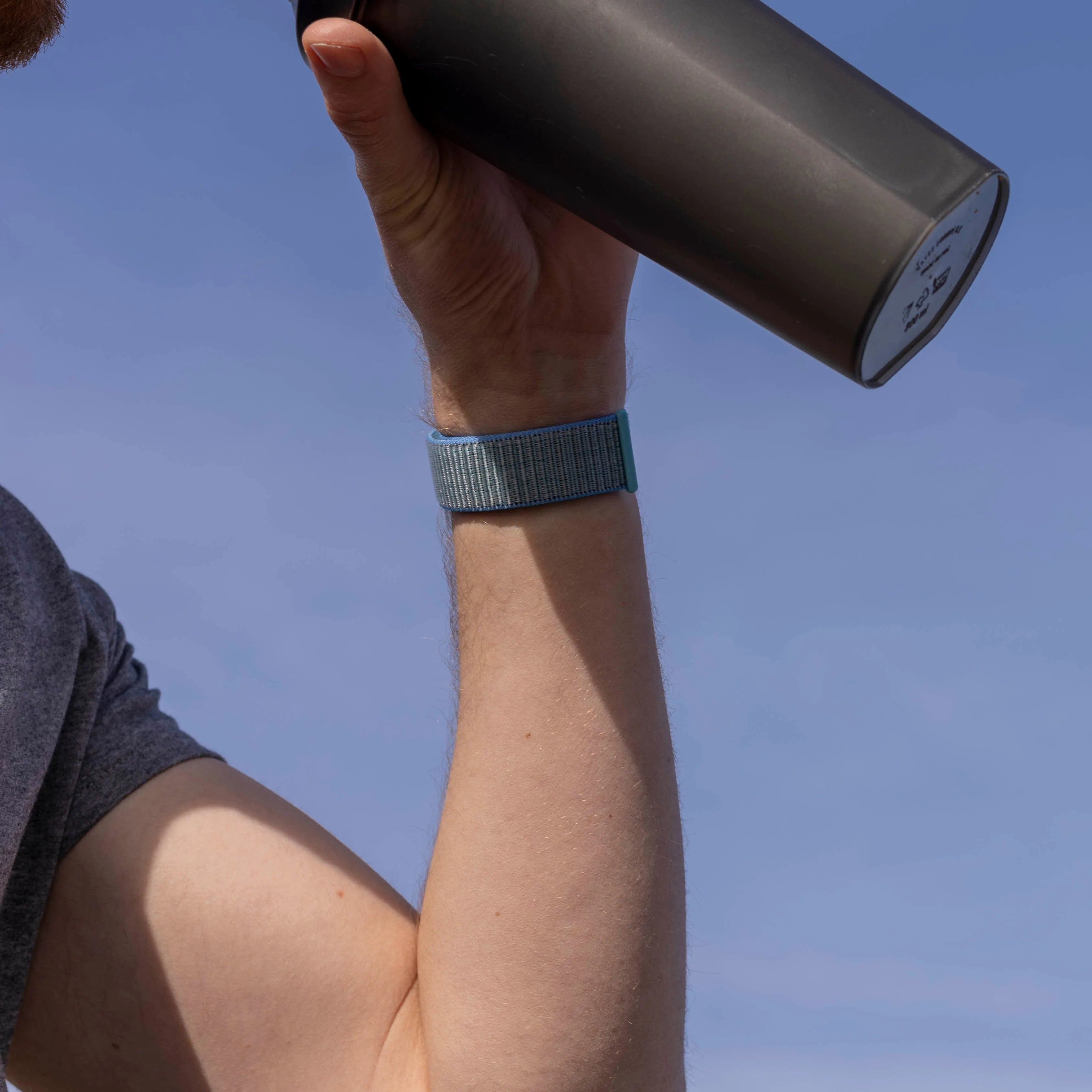 Fitbit Versa 3 nylon bandje (lichtblauw)