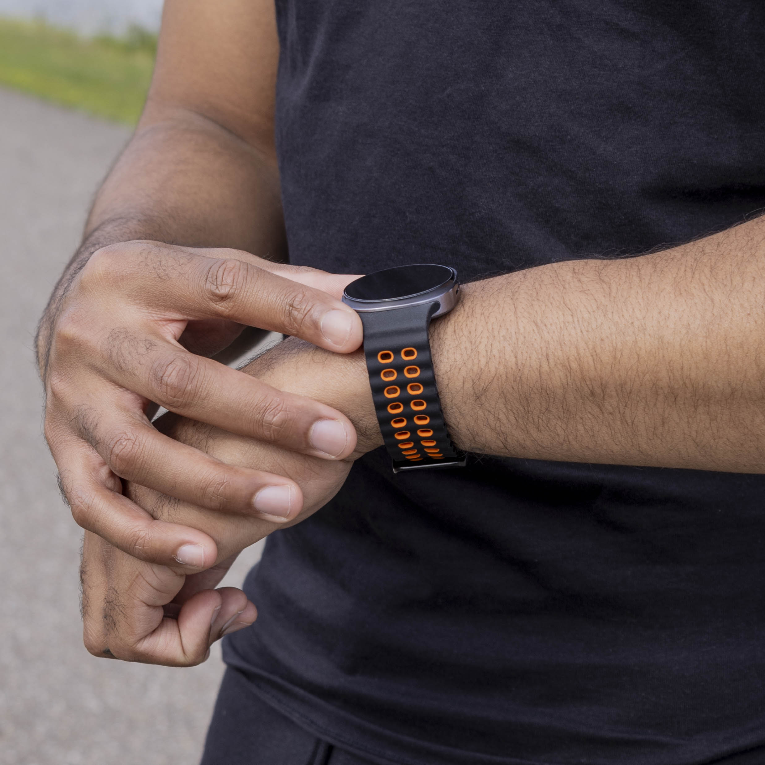 Samsung Galaxy Watch 8 Classic Ocean bandje (zwart/oranje)