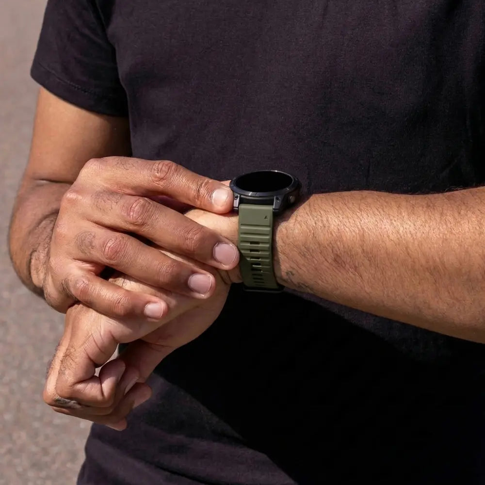 Garmin Fenix 5x / 6x outdoor siliconen band (legergroen)