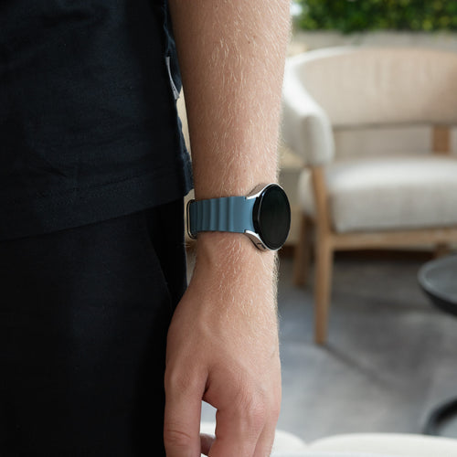 Silicone Ocean Strap, grey-blue, lifestyle photo
