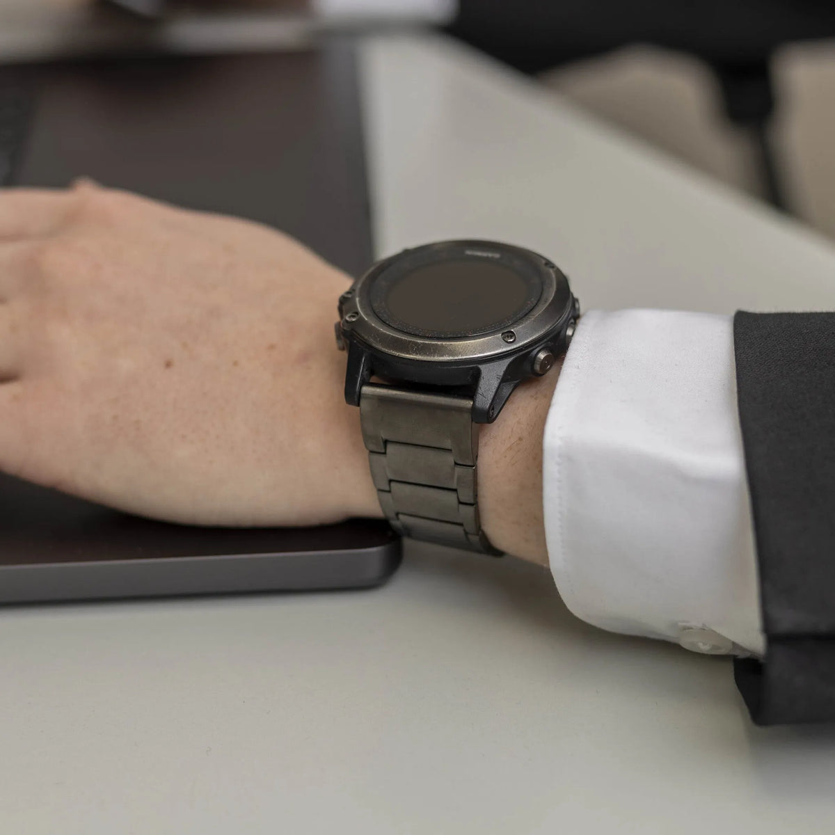Magnetic Titanium Strap, graphite, lifestyle photo