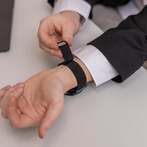 Garmin Fenix 7x Milanese band (zwart)