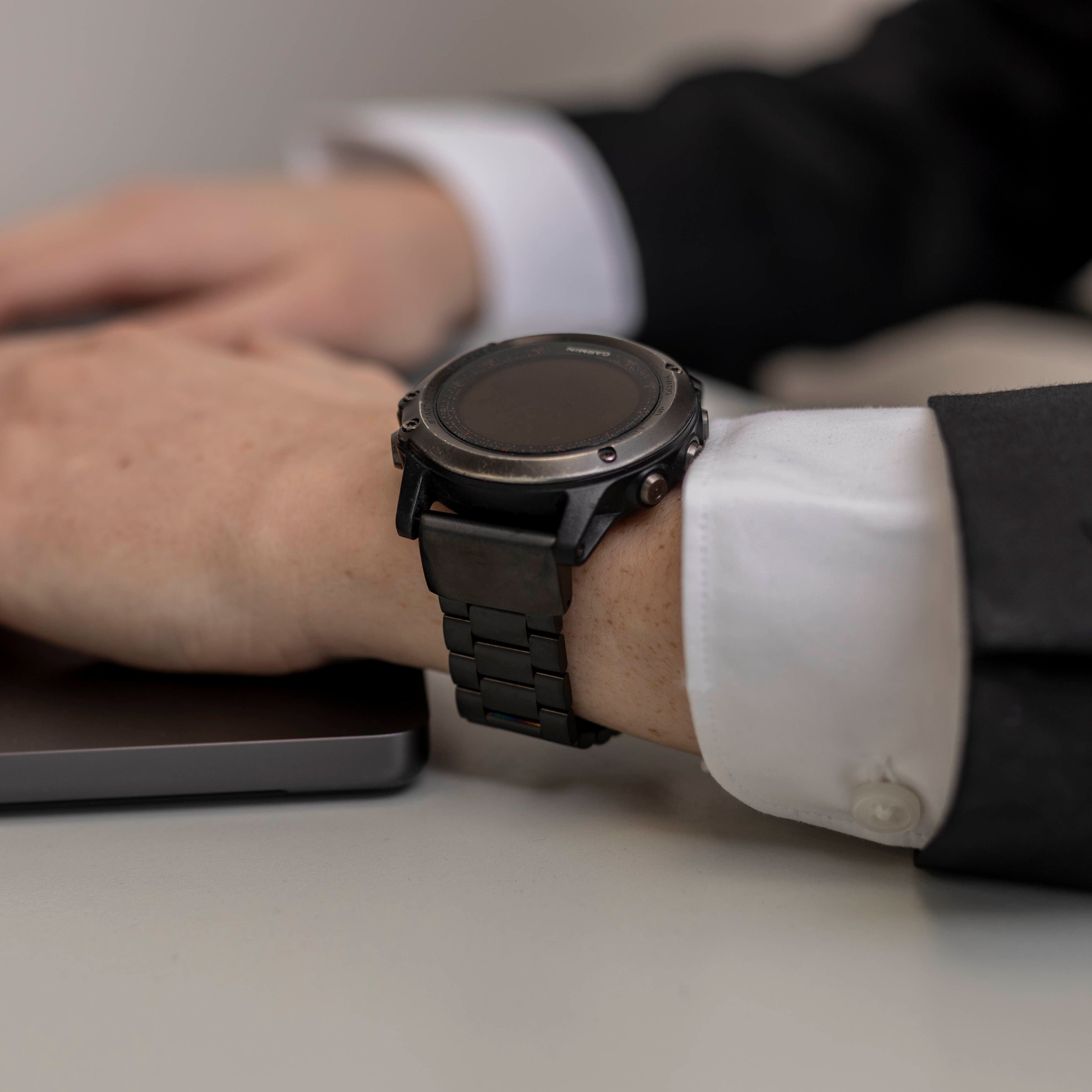 Garmin Fenix 7x stalen bandje (zwart)
