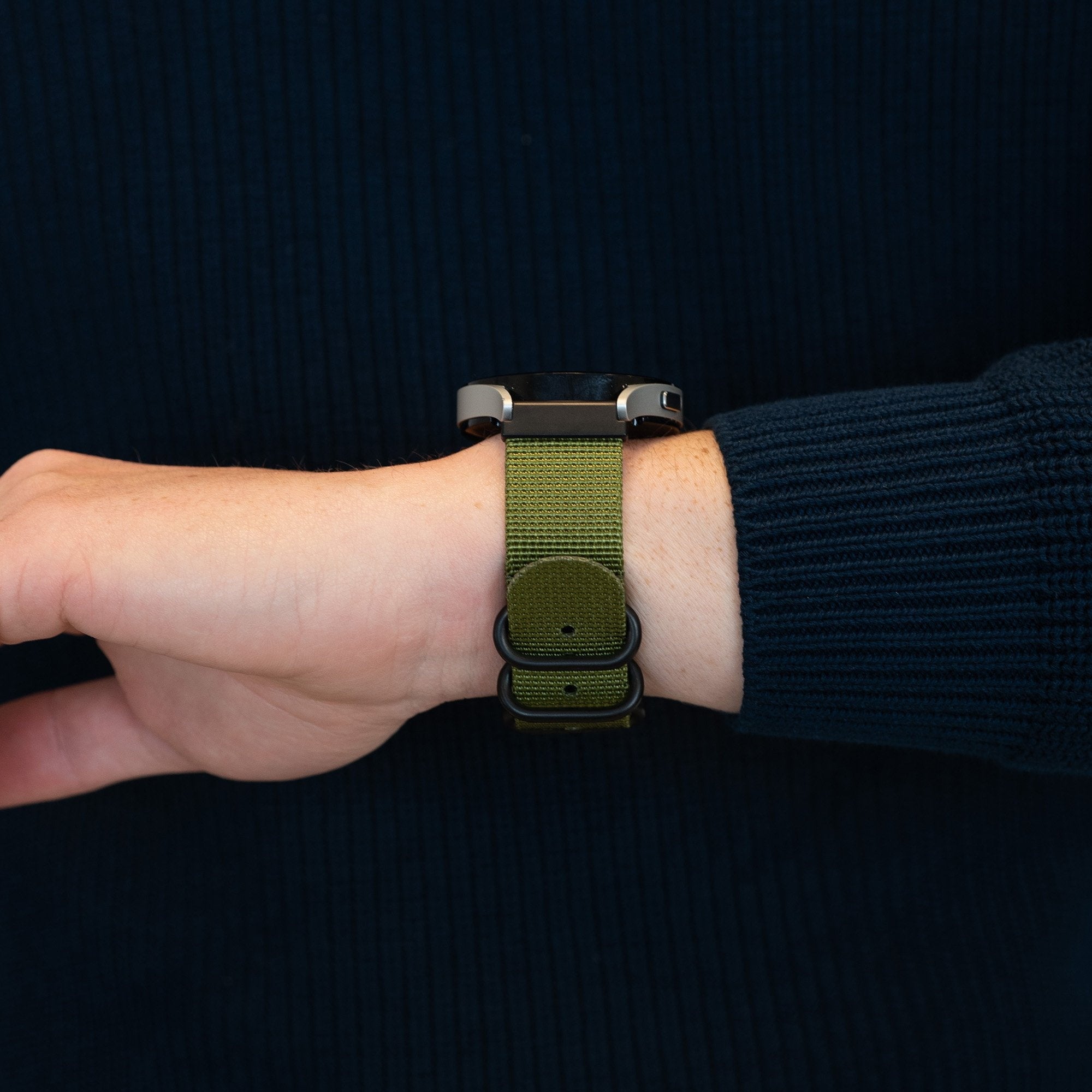 Bandz Huawei Watch GT 6 Pro - 46mm nylon band met gesp (groen)