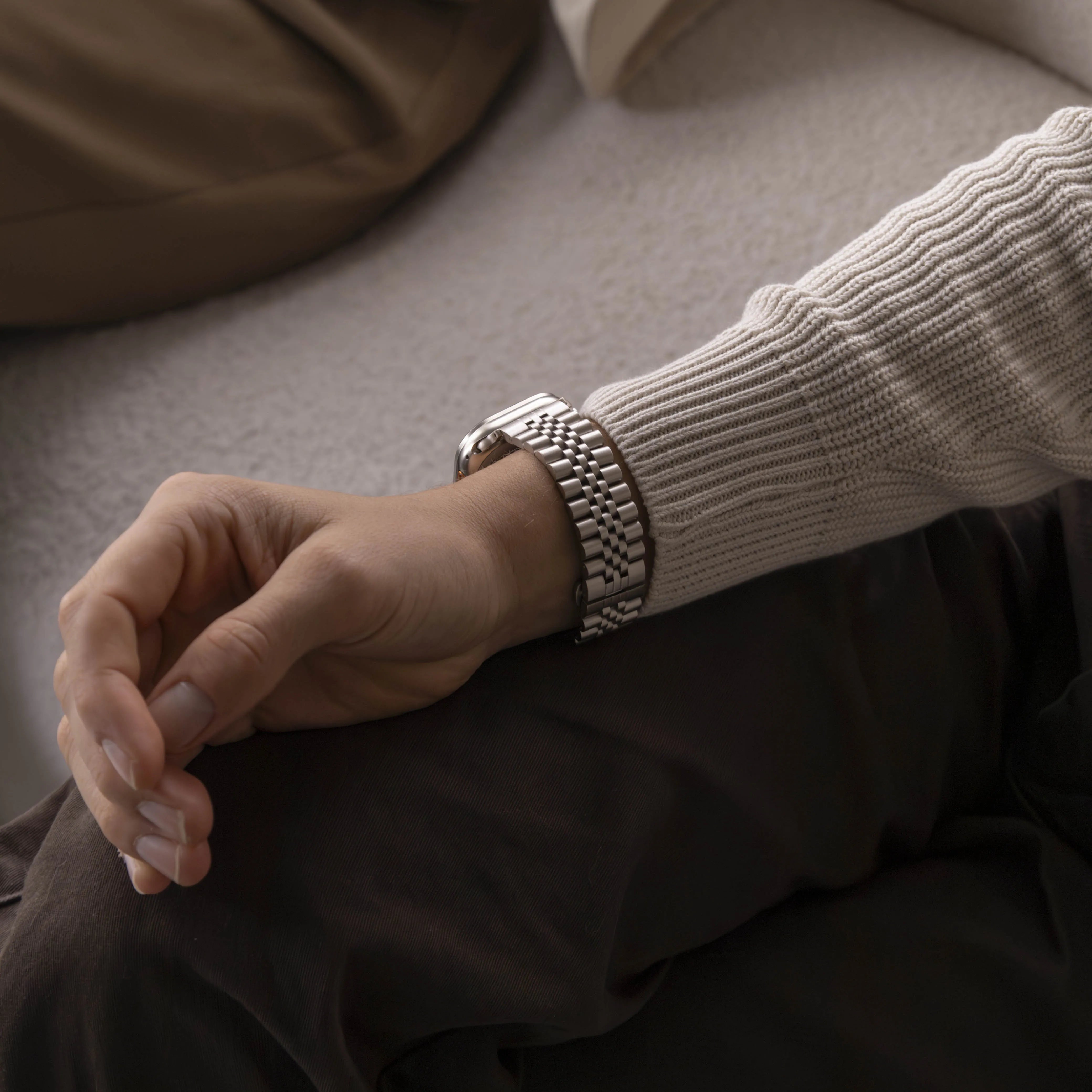 Apple Watch Jubilee stalen band (sterrenlicht)