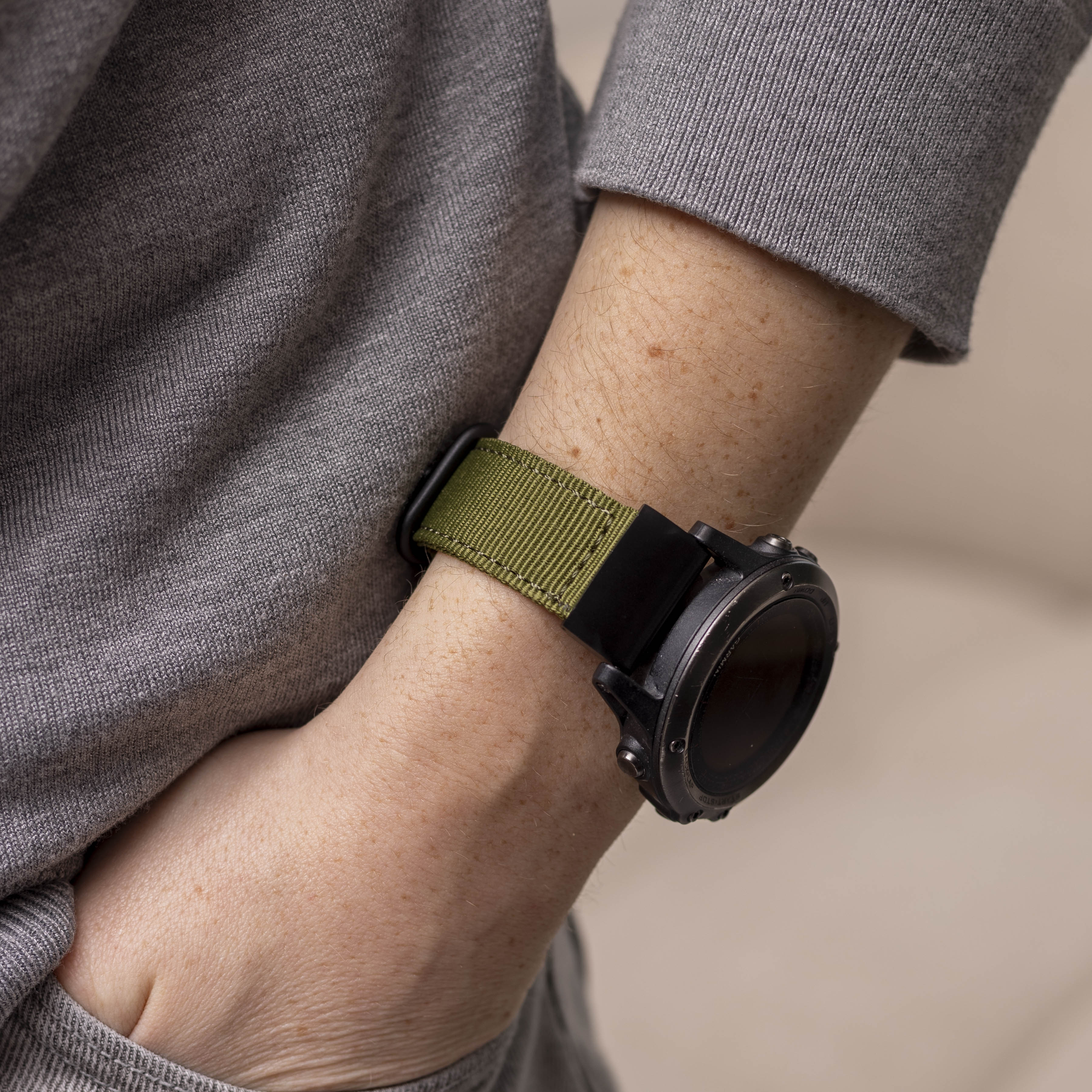 Garmin Fenix 8 - 51mm nylon gesp band (groen)