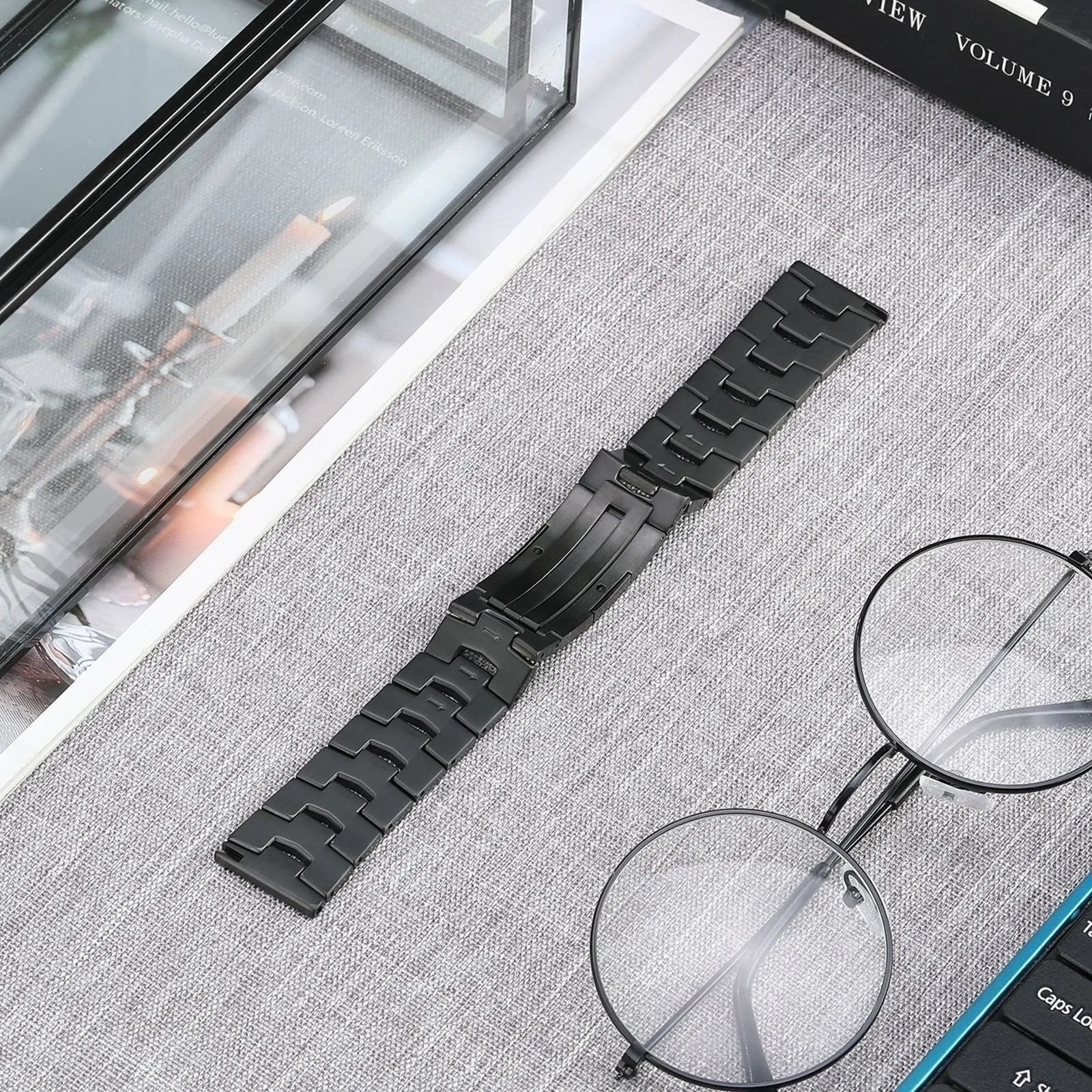 Suunto Race (S) titanium grain band (platte sluiting) (zwart)