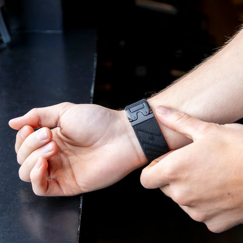 Wave Nylon Strap P-Buckle, black, lifestyle photo