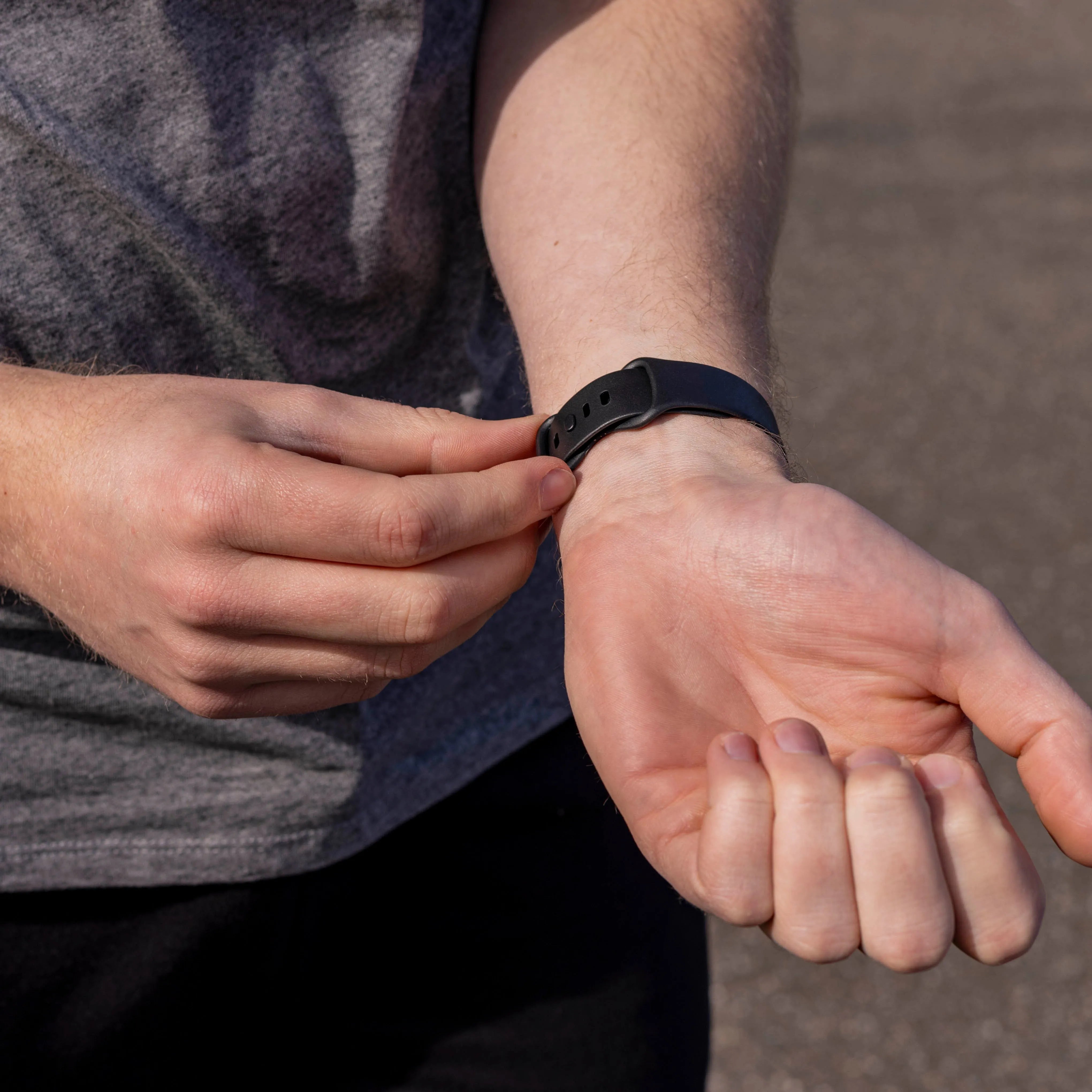 Fitbit Sense 2 siliconen classic bandje (zwart)
