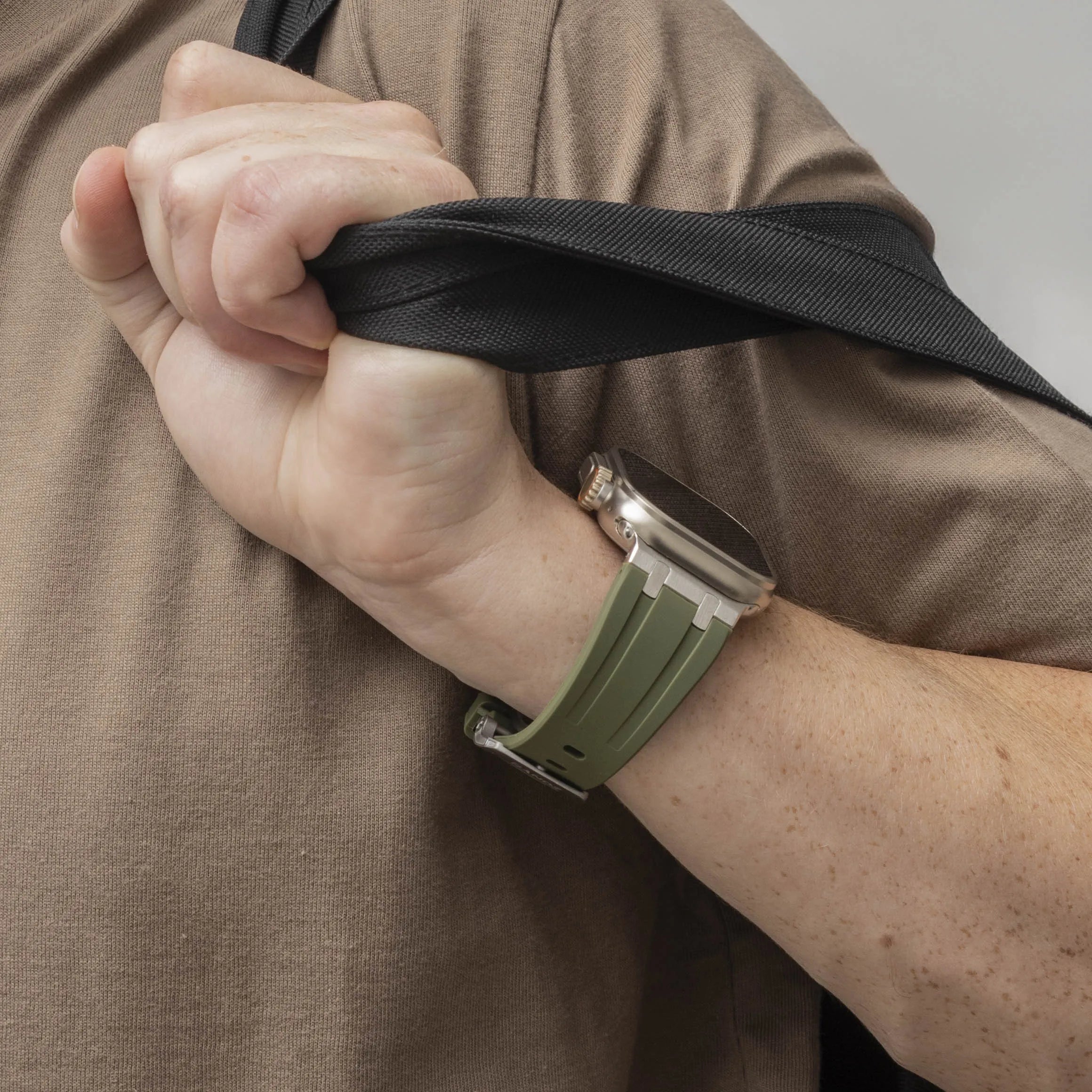 Bandz Apple Watch siliconen band 'Luxe Liquid' (groen met zilver)