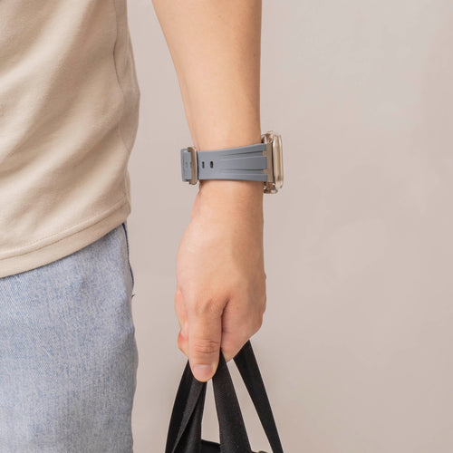 Silicone Strap 'Luxe Liquid', dark grey with silver, lifestyle photo