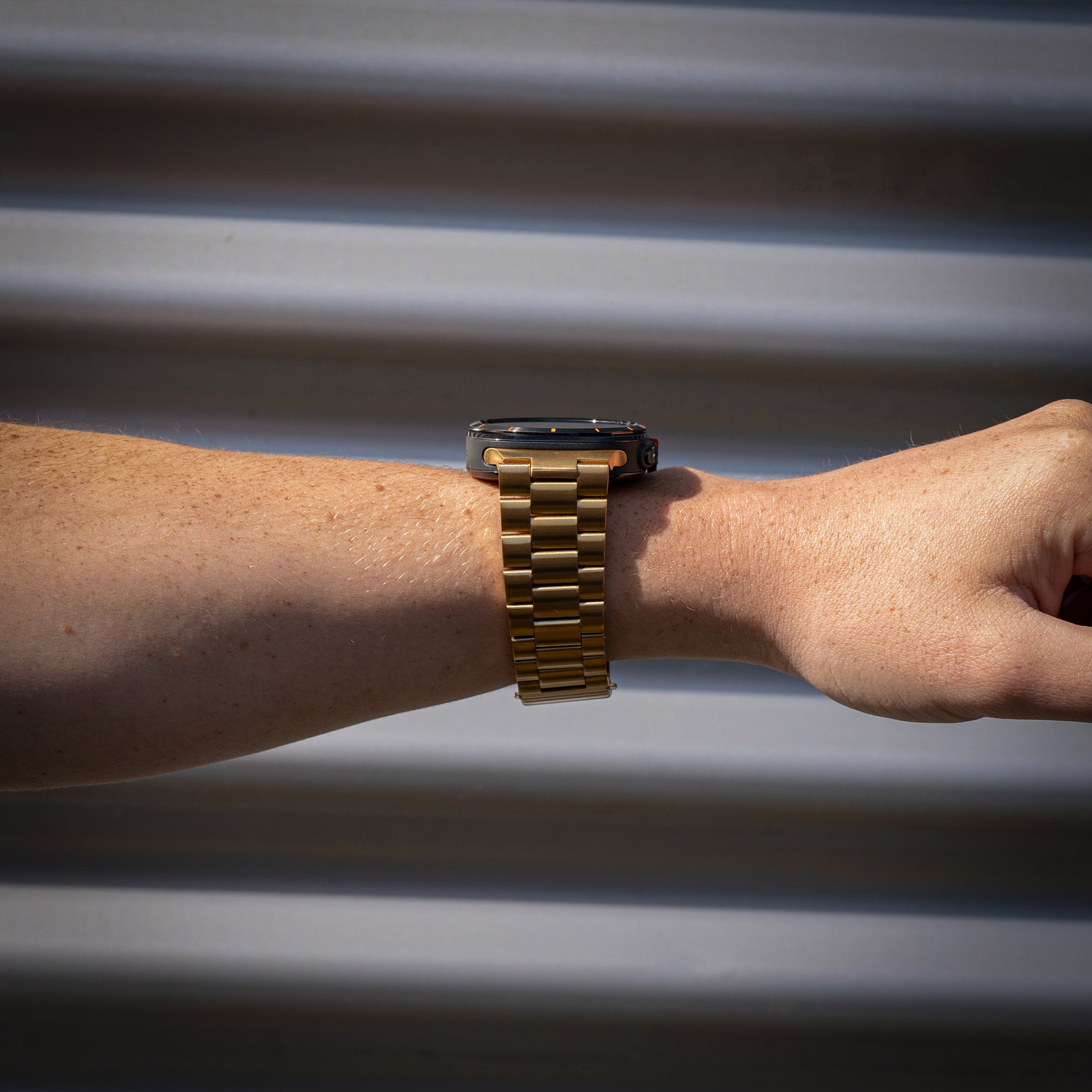 Samsung Galaxy Watch Ultra stalen band (goud)