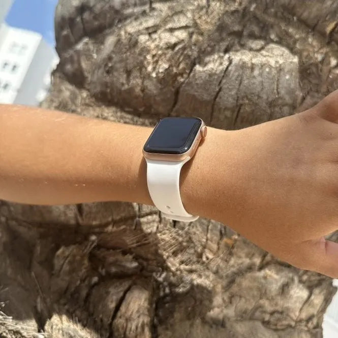 xoxo Wildhearts Apple Watch siliconen bandje (wit)