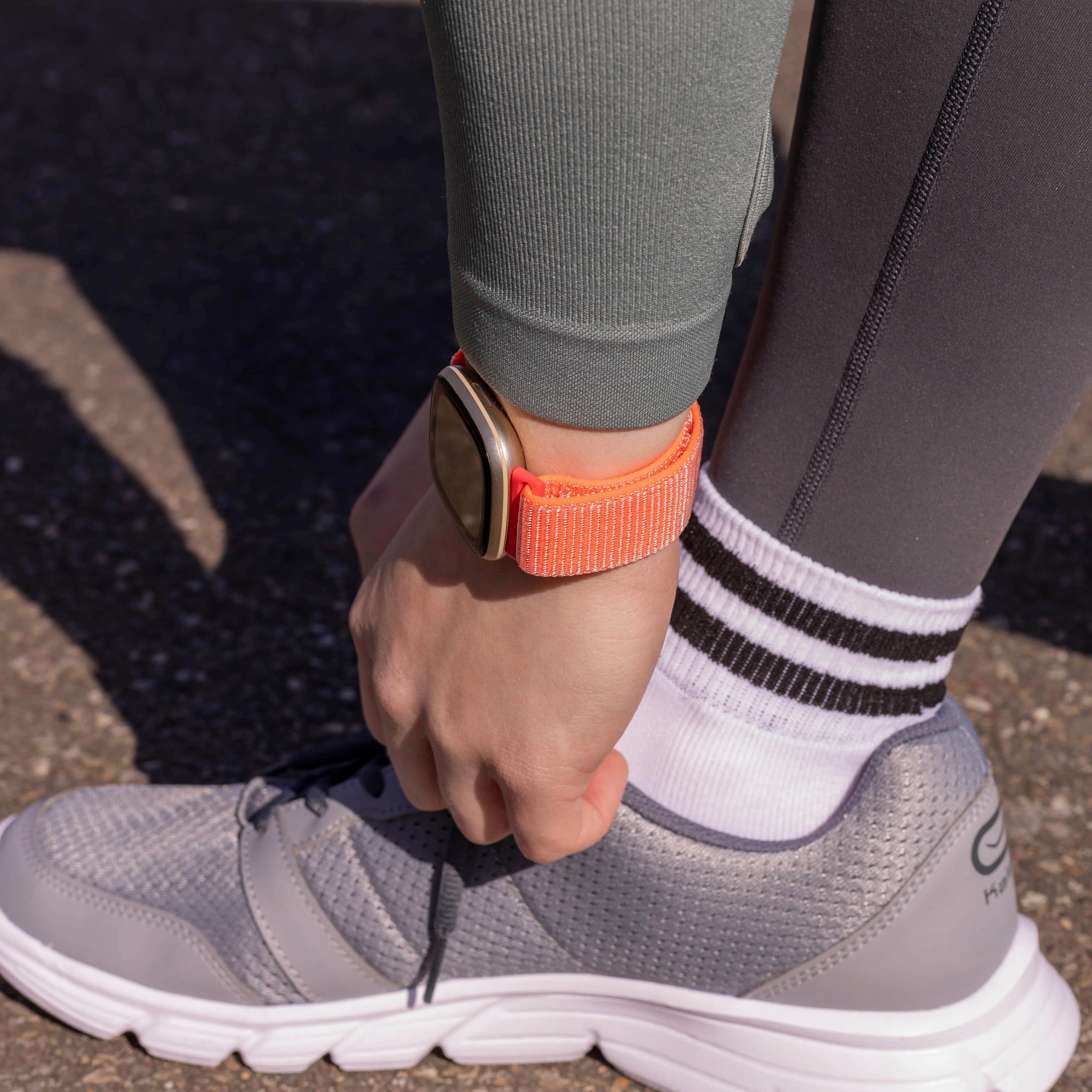 Fitbit Versa 3 nylon bandje (oranje)