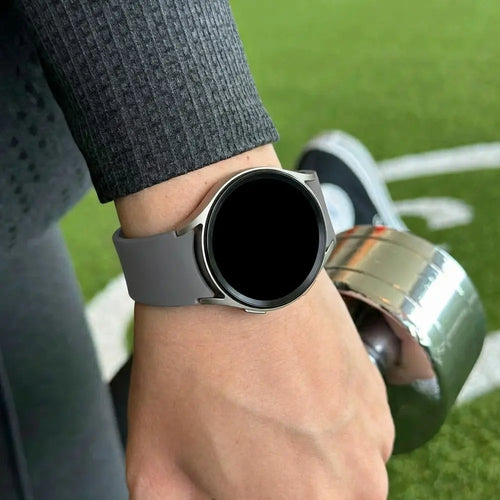 Silicone Sport Strap 'Easy Fit', grey, lifestyle photo