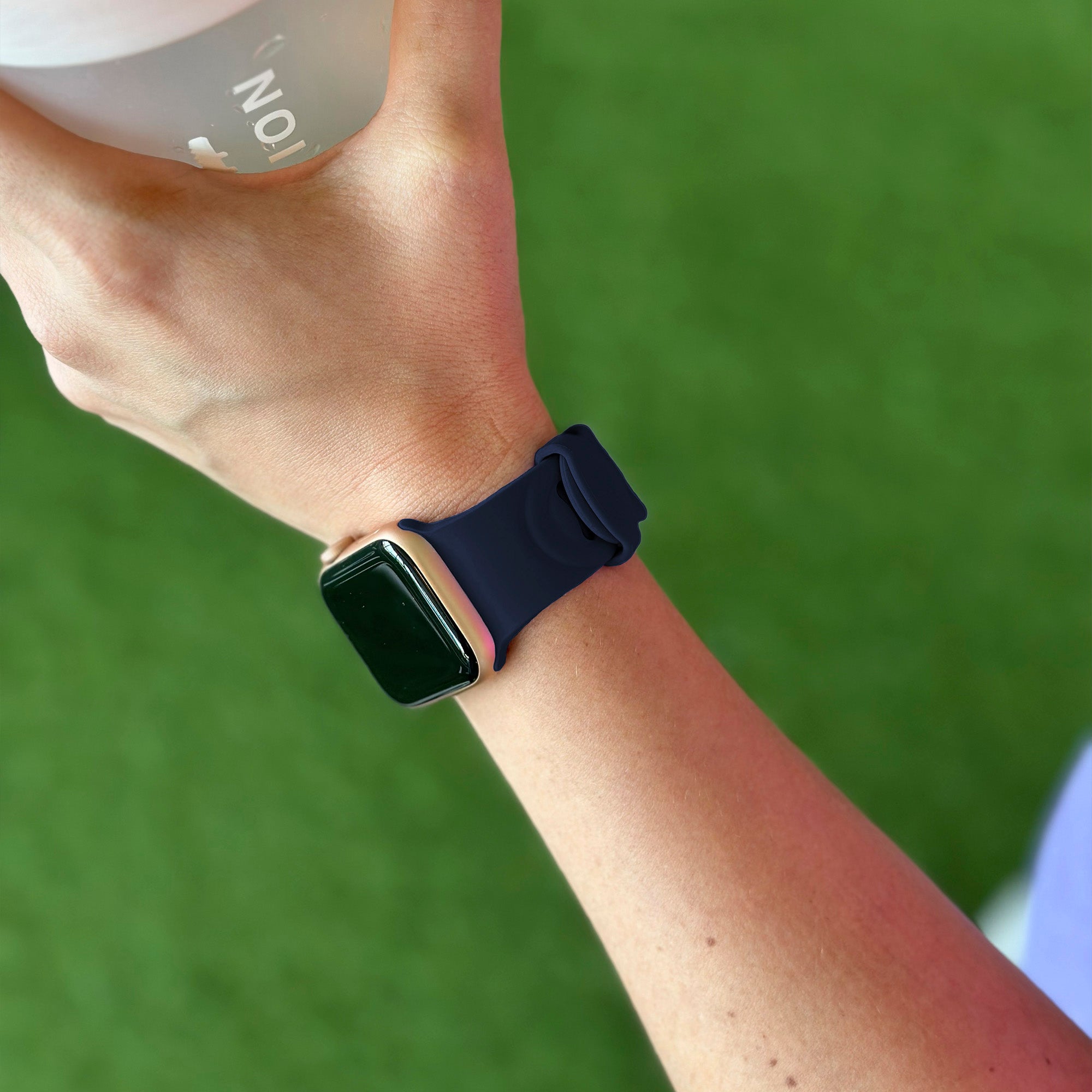 Apple Watch Silicone Chain Strap (Dark Blue)