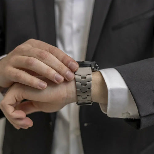 Garmin D2 Mach 1 Titanium Strap (Titanium)