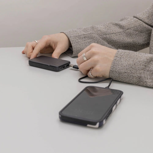 Ultradunne 5.000 mAh powerbank (zwart)