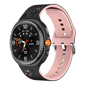 Samsung Galaxy Watch 8 - 44mm flower silicone band (zwart/roze)