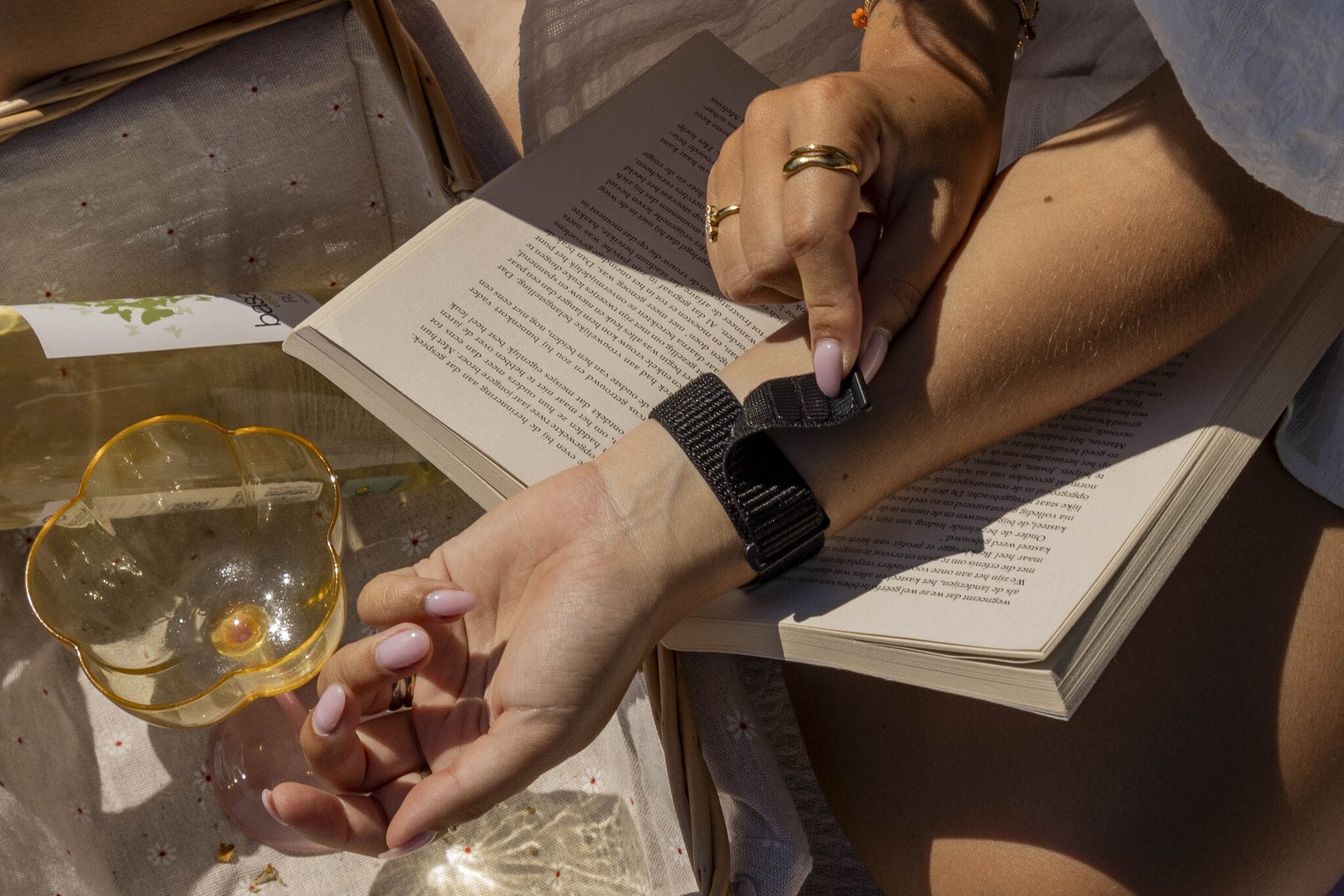 xoxo Wildhearts Apple Watch Nylon Strap (Black)