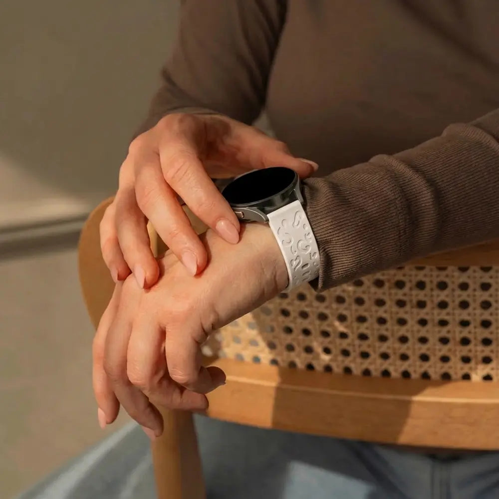 Bandz Garmin Vivomove 3s siliconen band 'Leopard' (sterrenlicht)