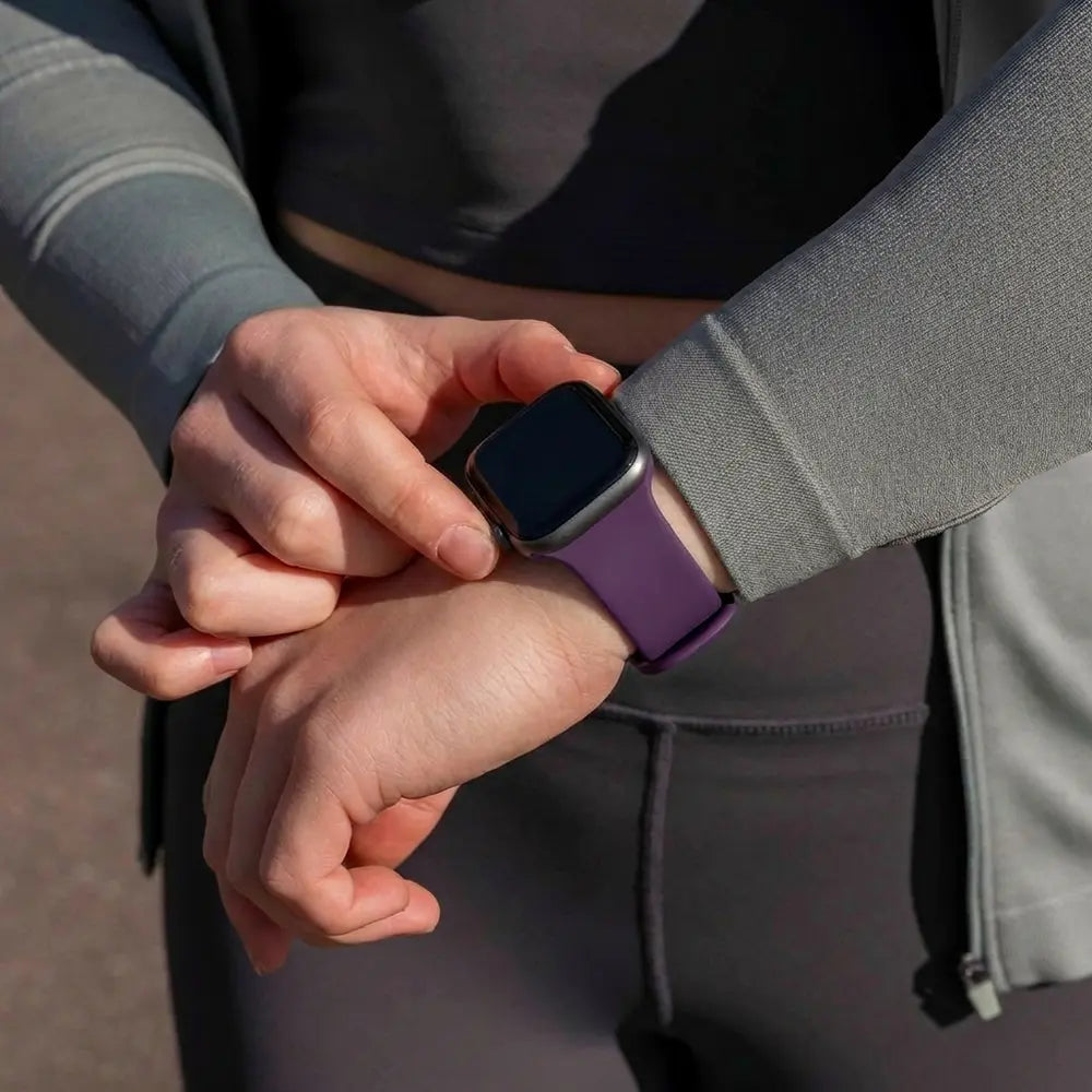Apple Watch Silicone Strap Classic (Dark Purple)