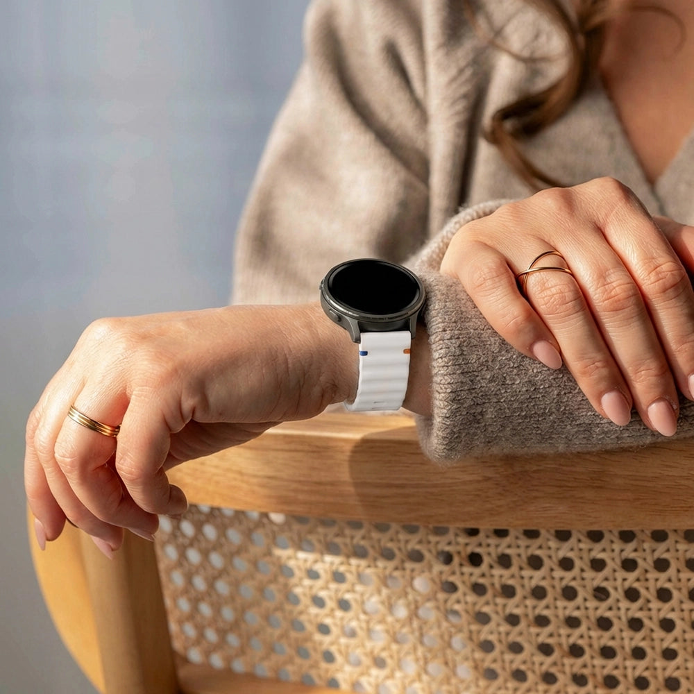 Bandz Garmin Vivomove Sport Silicone Strap 'Wave' (White)