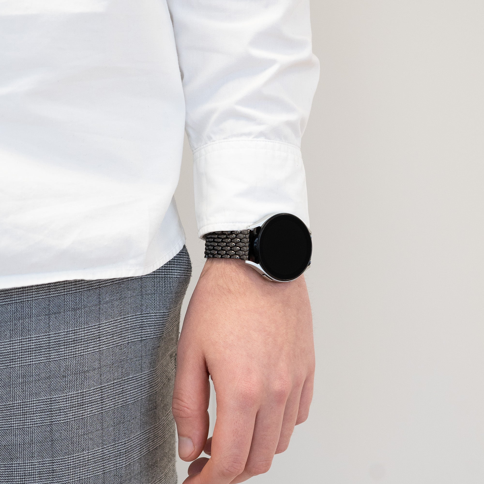 Bandz Garmin Vivoactive 5 stalen band 'Dragon' (zwart)