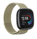 Fitbit Versa 4 Milanese band (licht goud)