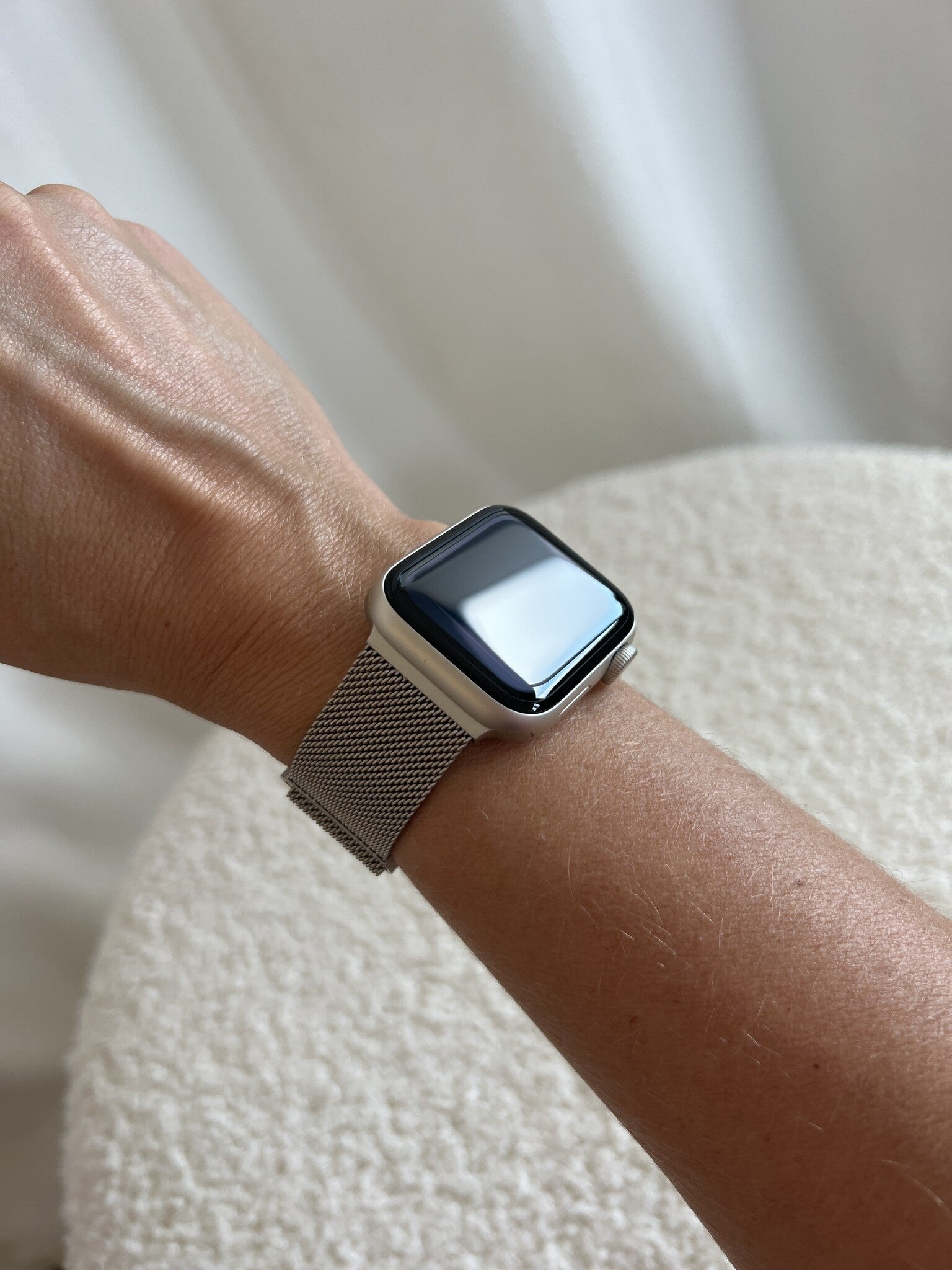 xoxo Wildhearts Apple Watch Milanese band (sterrenlicht)