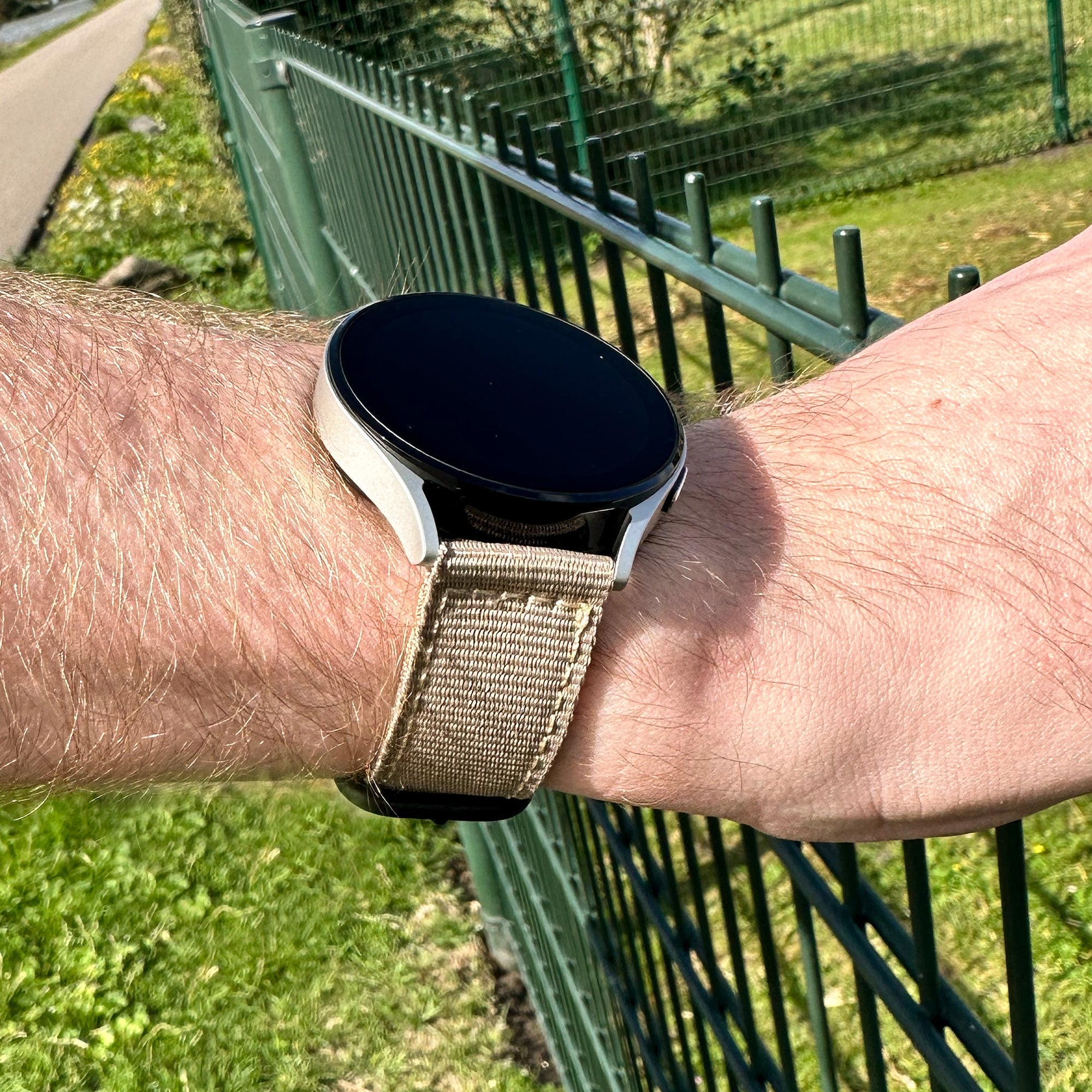 Coros Apex 46mm nylon gesp bandje (khaki)