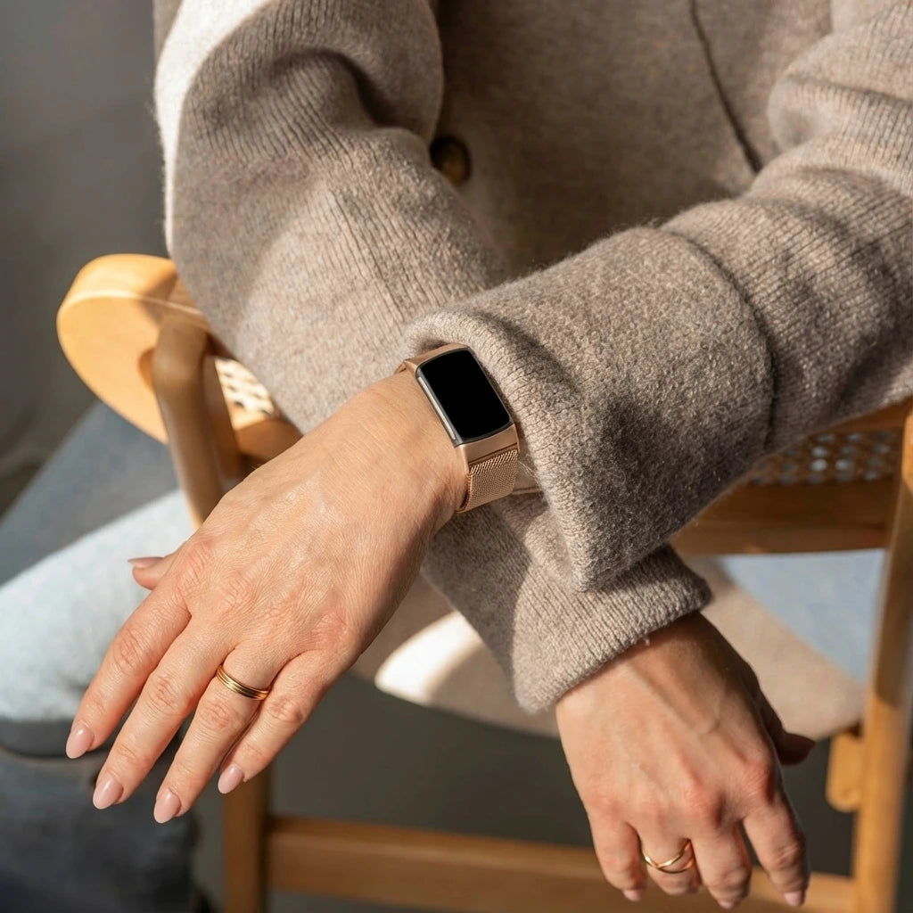 Fitbit Charge 6 Milanese band (rosé goud)