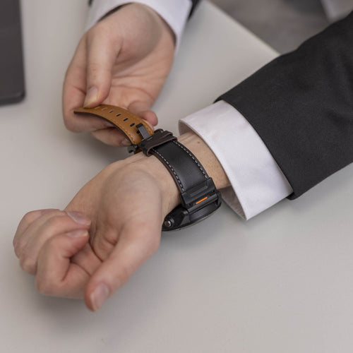 Garmin Quatix 8 - 47mm genuine leren band (zwart)