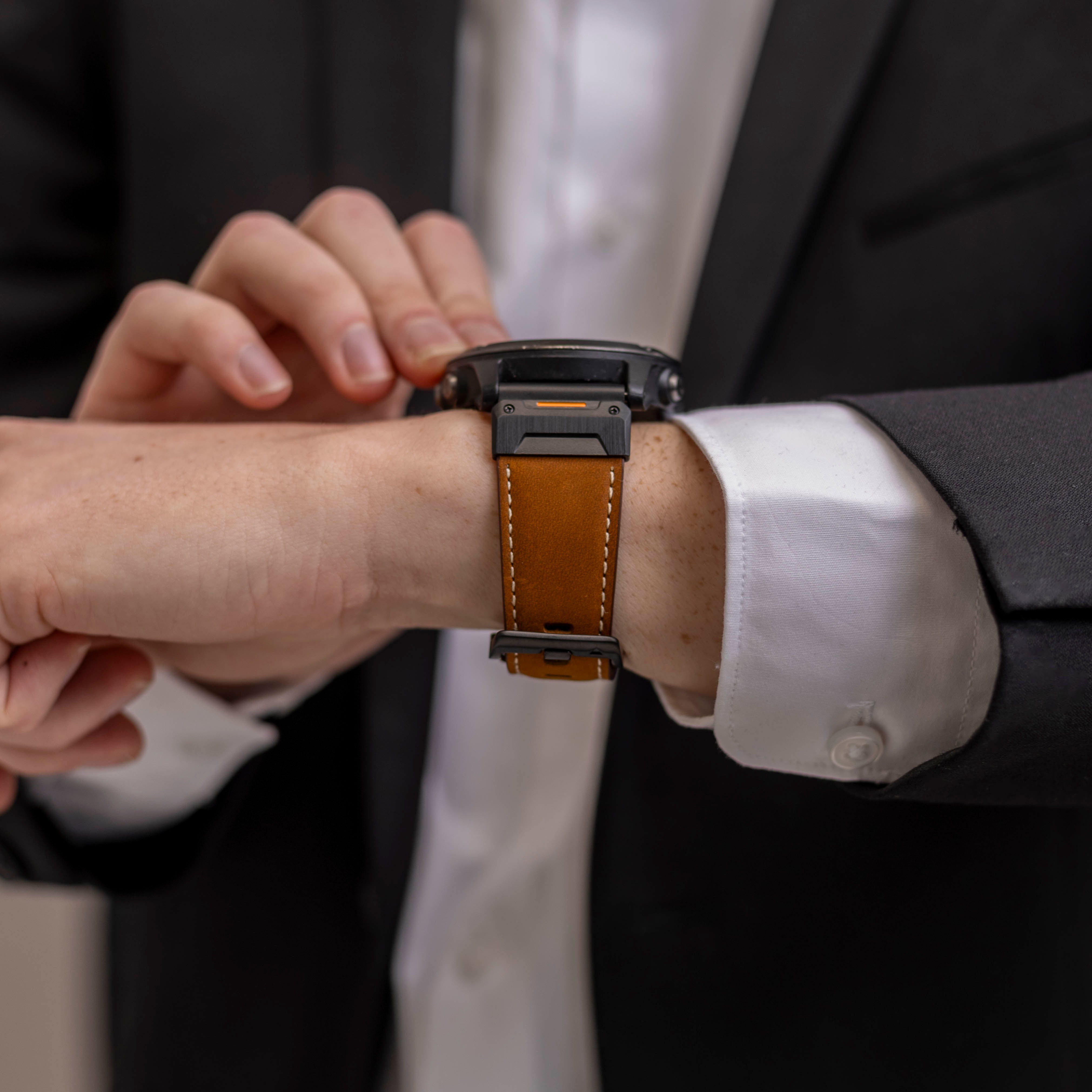 Garmin Fenix 8 - 51mm genuine leren bandje (bruin)