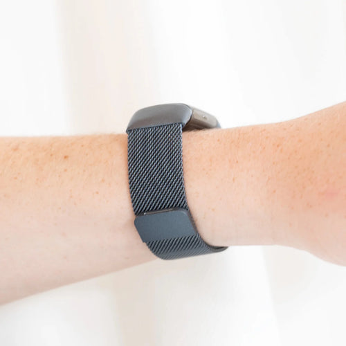 Fitbit Charge 5 Milanese band (space grey)