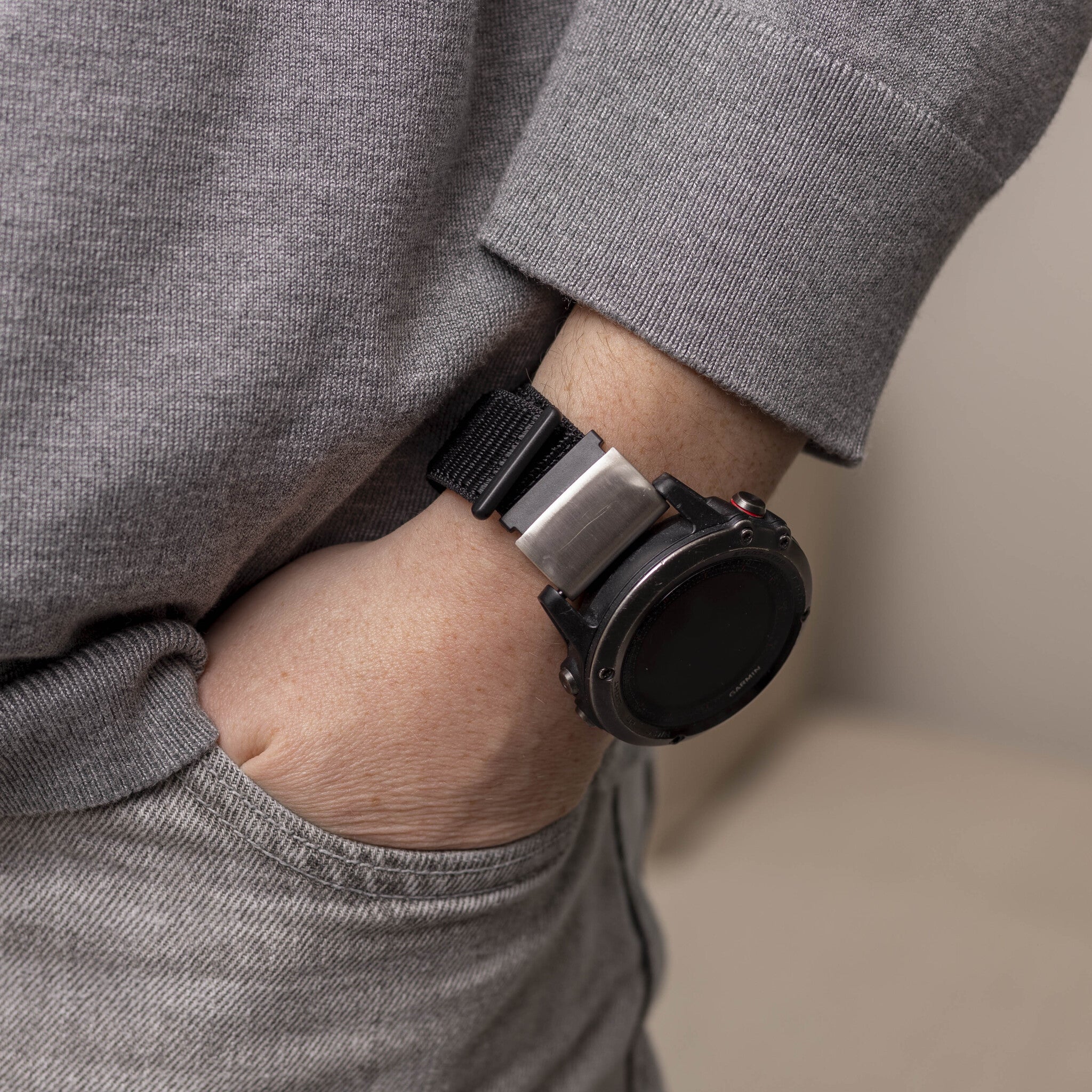 Garmin Tactix 8 - 51mm nylon band (zwart)