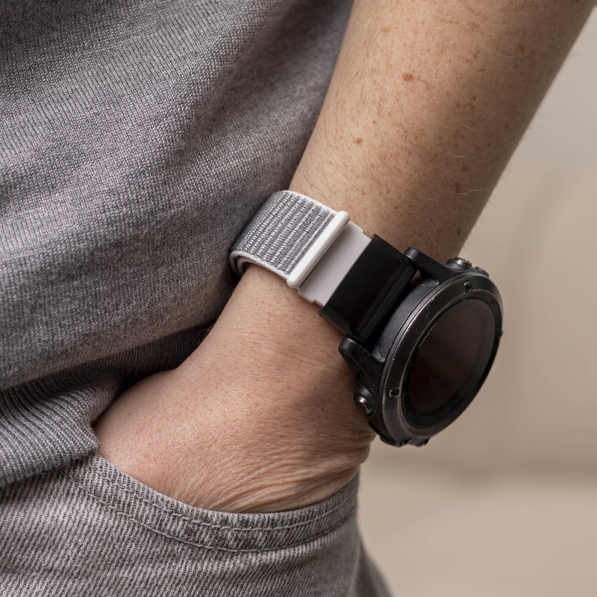 Garmin Descent MK1 Nylon Strap (Seashell)