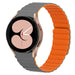 Samsung Galaxy Watch 4 44mm magnetisch siliconen bandje (grijs/oranje)