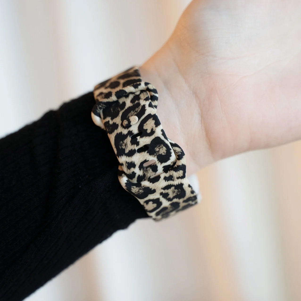 Lucky Leopard Fitbit Charge 5 bandje