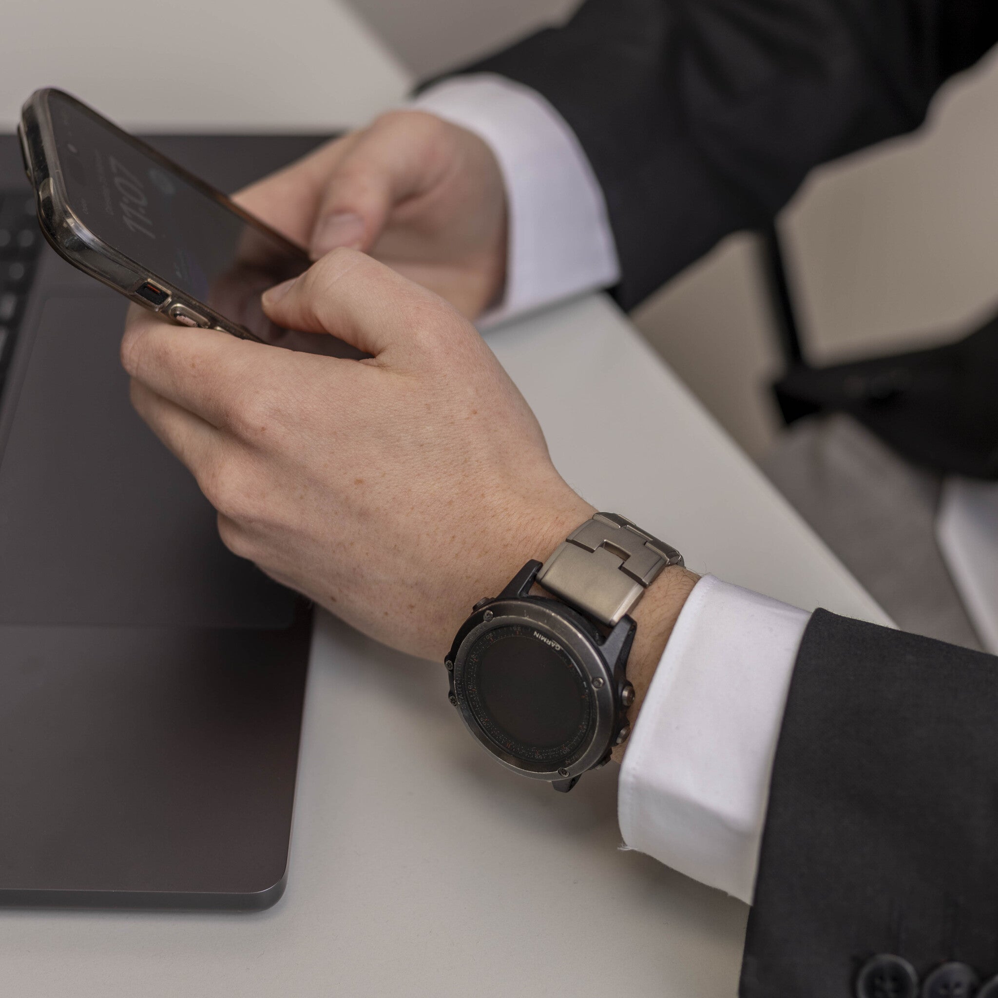 Garmin Quatix 8 - 51mm Titanium Strap (Titanium)