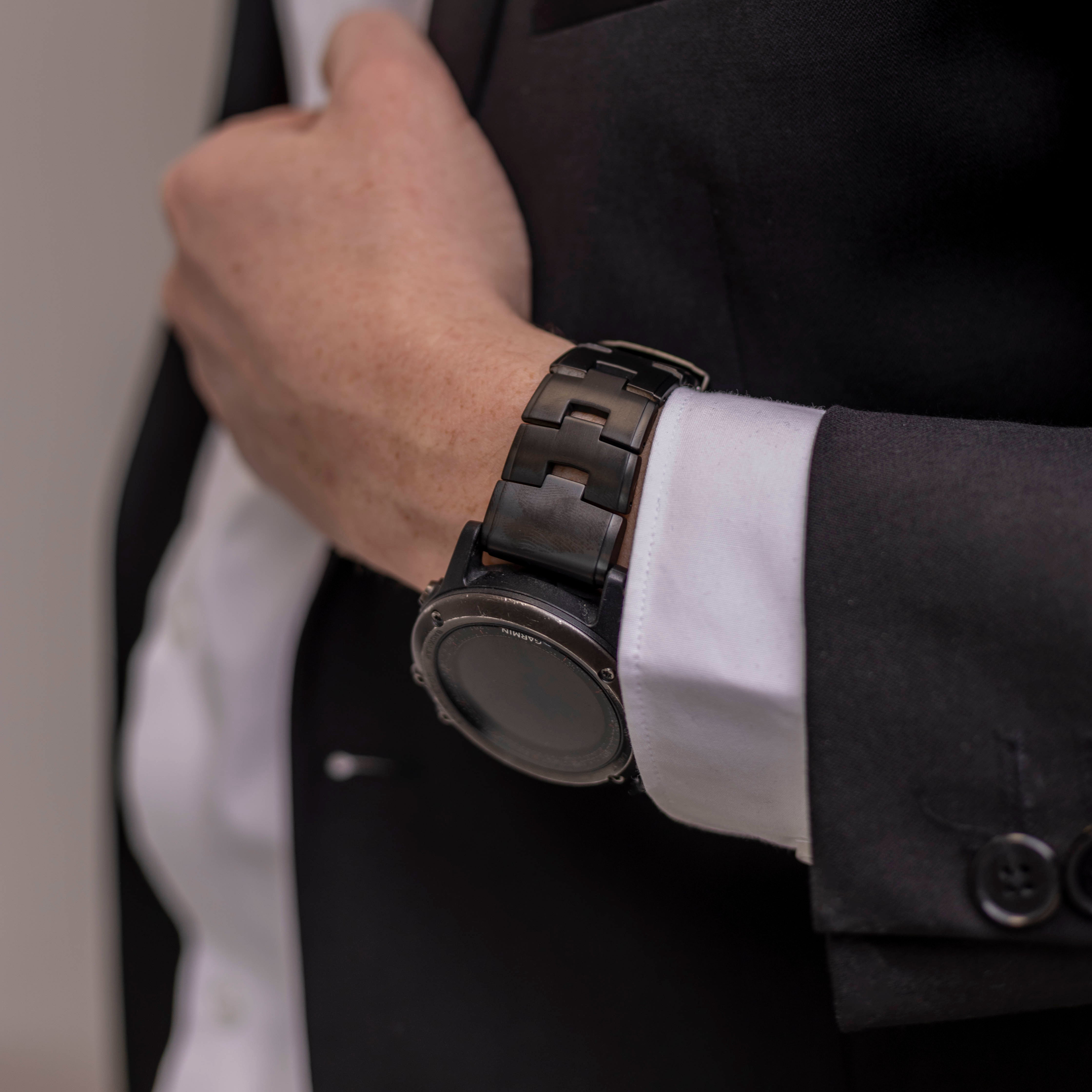 Bandz Garmin Enduro 1 / 2 / 3 titanium schakel band (zwart)