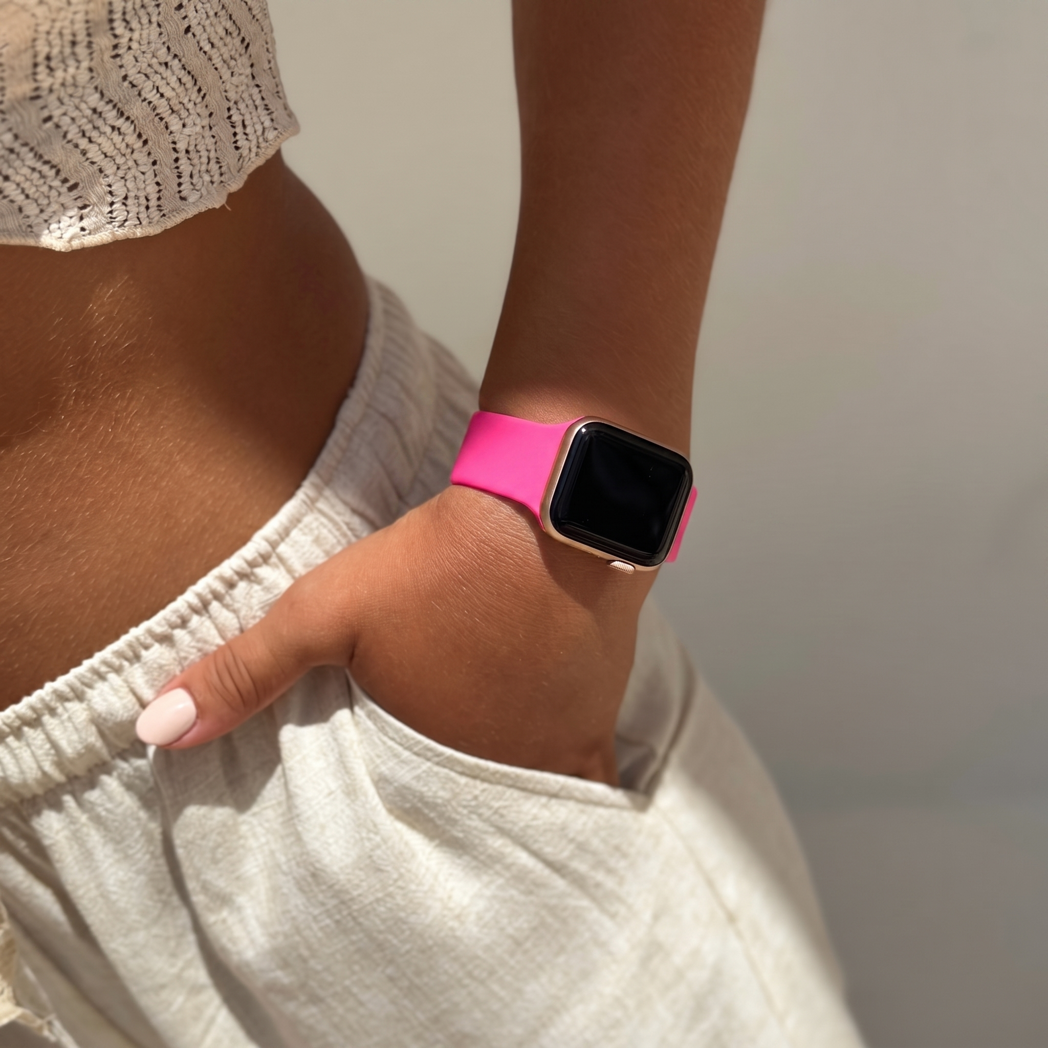 xoxo Wildhearts Apple Watch Silicone Strap (Bright Pink)